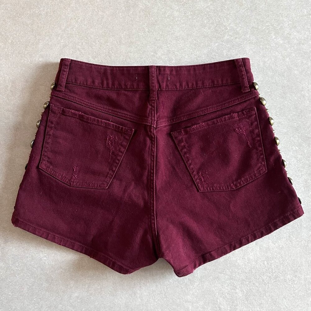 Sandro Pichi Studded Shorts ASO Aria Montgomery - Picture 5 of 8